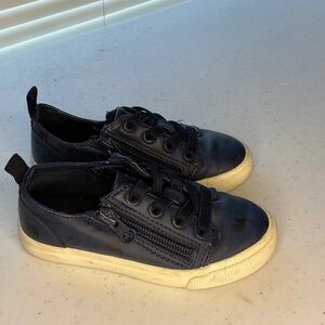 Children’s Sneakers Navy by Cat & Jack…Sz 8